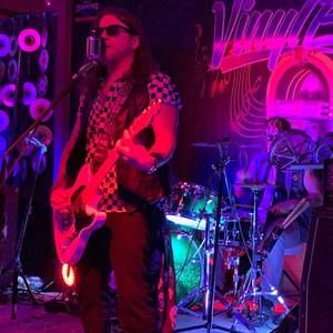 Meet your Posher, Josh